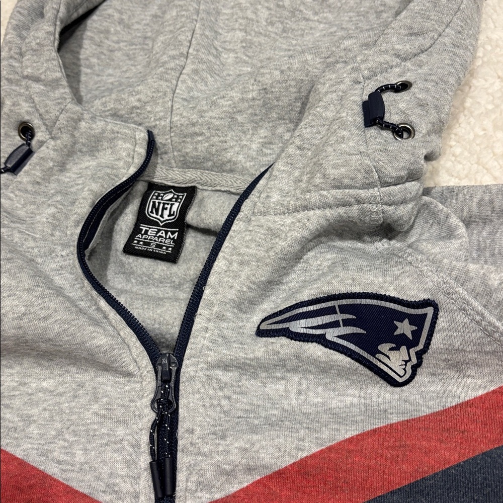 Patriots Gray and Red Hooded Jacket